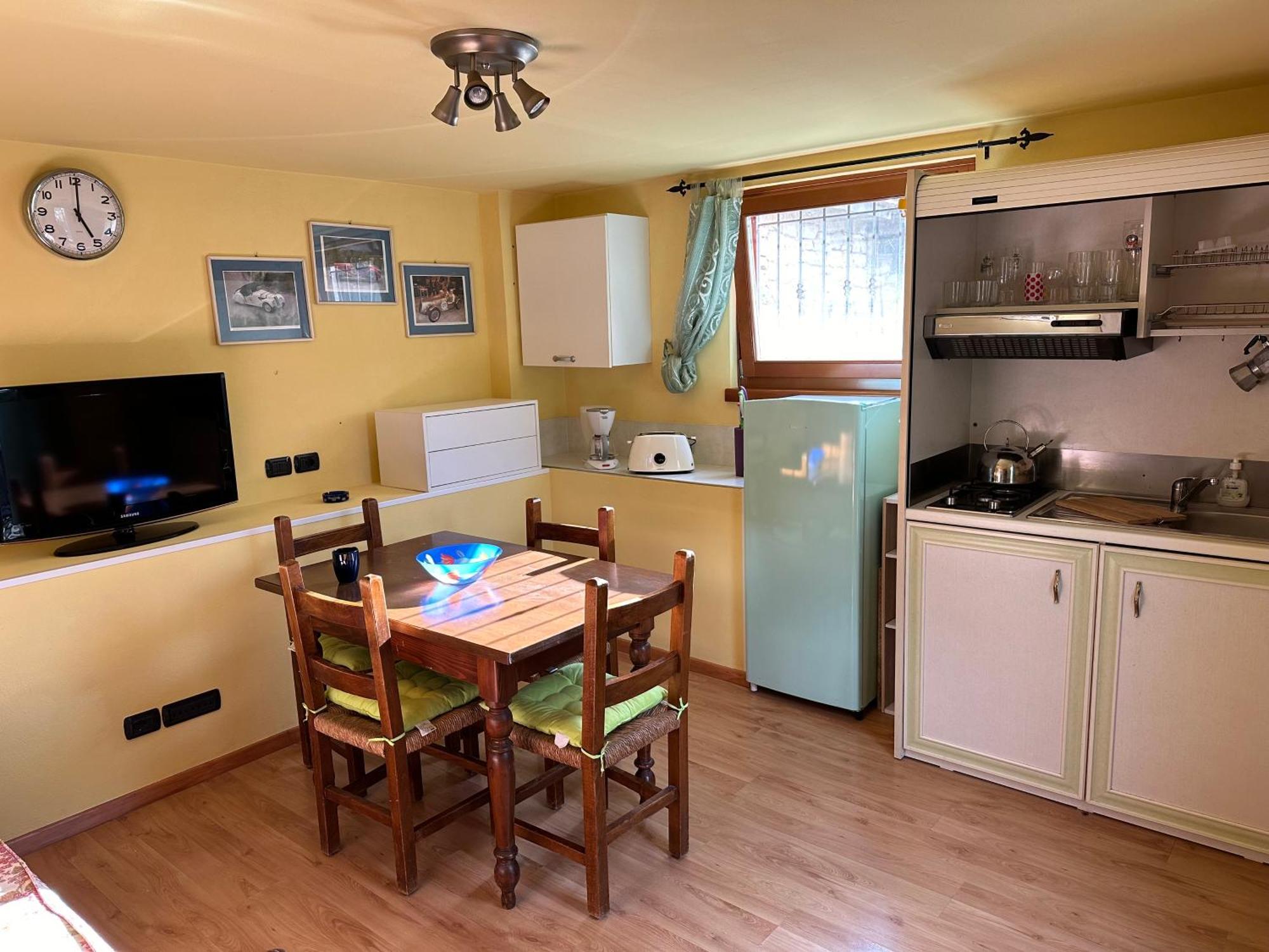 Appartamento 2 Colombere มัลเชซิเน ภายนอก รูปภาพ